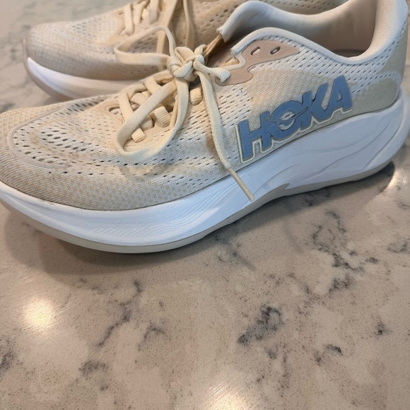 Hoka One One Rincon 4 Women’s Alabaster Oak Light Running Sneakers - Size 6.5B - Picture 7 of 8